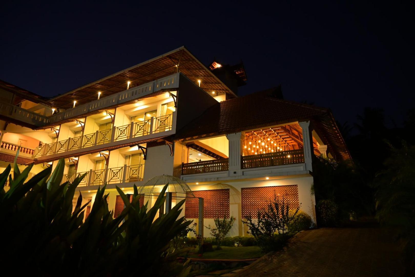 Aadisaktthi Leisure Resort, Kovalam トリバンドラム エクステリア 写真