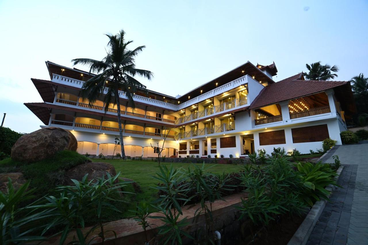 Aadisaktthi Leisure Resort, Kovalam トリバンドラム エクステリア 写真